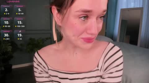 fancyamelia online show from March 16, 2026, 5:44 am