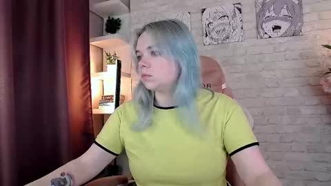 Snapshot of fancybella chatting on October 26, 2025, 10:32 am Bella online show from October 26, 2025, 10:32 am