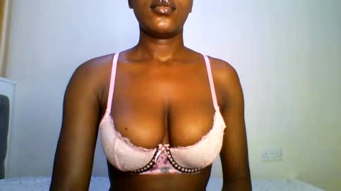 Snapshot of fancyfingers_ chatting on June 18, 2026, 2:45 am fancyfingers1 online show from June 18, 2026, 2:45 am
