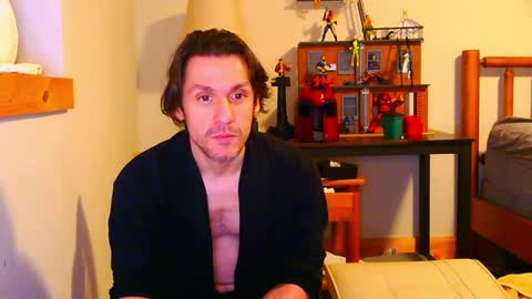 Fan Friction online show from December 13, 2024, 2:49 pm