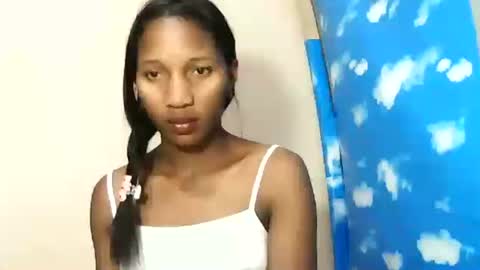 faniriah27 online show from September 15, 2025, 8:25 am