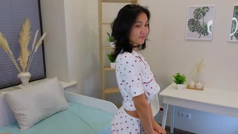 Eva online show from January 4, 2025, 10:05 am