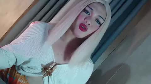 Snapshot of fantasticcock69_daniella chatting on March 1, 2026, 6:26 am DANIELLA - DONT FORGET TO GIVE ME A THUMBSU UP online show from March 1, 2026, 6:26 am