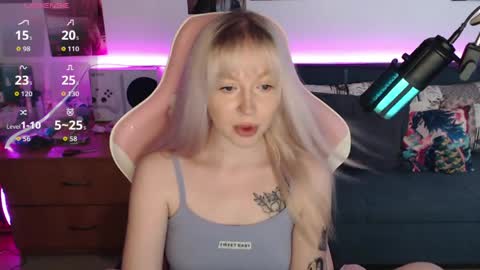 Lisa online show from April 11, 2026, 9:35 am