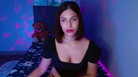 Snapshot of fantasy_maker1 chatting on March 7, 2025, 4:24 am Perla online show from March 7, 2025, 4:24 am