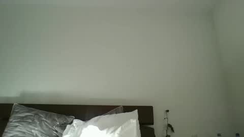 fantasycreampuff666 online show from May 6, 2026, 10:04 pm