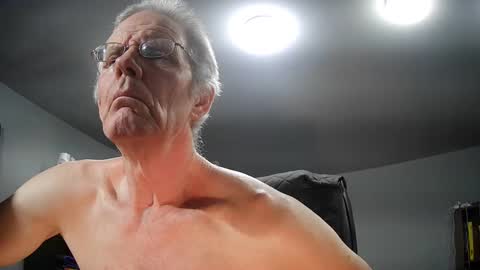 fantasyresort online show from December 28, 2024, 4:19 am