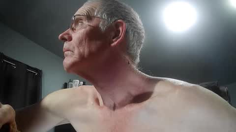 fantasyresort online show from October 29, 2025, 2:58 am