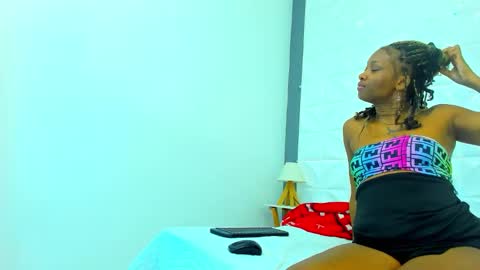 Snapshot of fantasyy_couple_ chatting on September 14, 2025, 10:25 am carlos yesica online show from September 14, 2025, 10:25 am