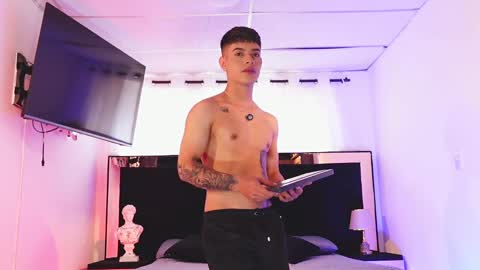 farid_jake_ online show from March 5, 2025, 7:06 pm