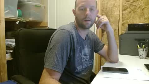 farmboy4720 online show from February 14, 2025, 7:12 pm