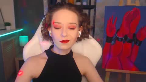 Fascinating   Eyes online show from February 11, 2025, 2:25 am