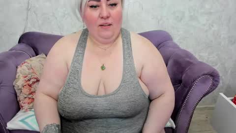 Snapshot of fashiona chatting on February 1, 2025, 7:57 am fashiona online show from February 1, 2025, 7:57 am