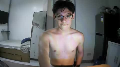 fastfucker_22 online show from February 8, 2026, 8:23 pm