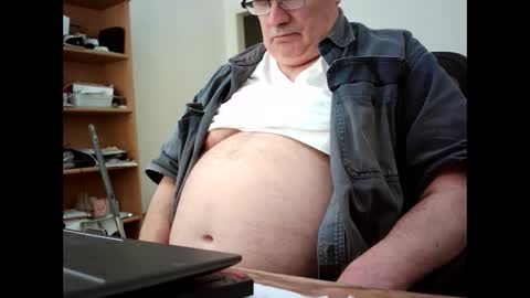 fatbellyitalian online show from October 3, 2025, 3:42 pm