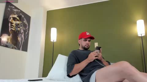 M A T  T E O online show from February 25, 2026, 7:12 pm