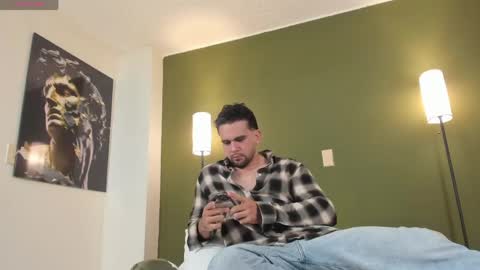 Snapshot of fatdick_1 chatting on April 22, 2026, 7:15 pm M A T T E O online show from April 22, 2026, 7:15 pm