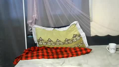 Snapshot of fate_favour chatting on June 25, 2026, 5:12 am fate favour online show from June 25, 2026, 5:12 am