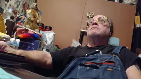 Fred. online show from February 1, 2026, 1:26 am