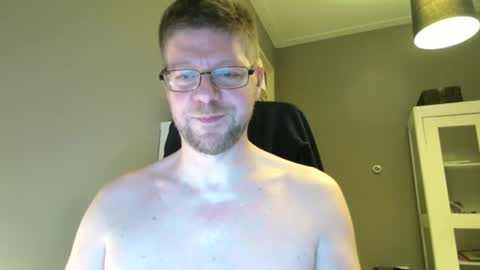 fattenmenow online show from January 18, 2026, 10:24 pm