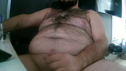 Snapshot of fattrademoney chatting on January 6, 2025, 8:28 pm Hansome online show from January 6, 2025, 8:28 pm