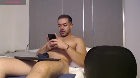 FAUSTO online show from December 2, 2024, 1:47 am