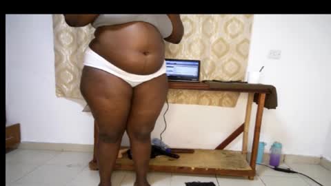 favgal online show from October 6, 2025, 5:43 pm