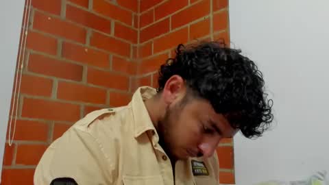 favid95 online show from December 2, 2024, 9:28 pm