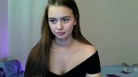Snapshot of favorite_lovely_geneva chatting on February 28, 2025, 8:31 am Jasminefeelings online show from February 28, 2025, 8:31 am