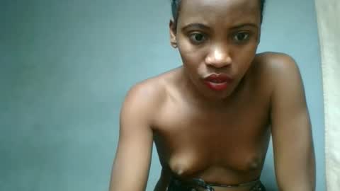 Snapshot of fayence09 chatting on September 9, 2025, 9:36 pm fayence09 online show from September 9, 2025, 9:36 pm