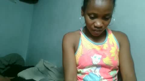 fayence09 online show from September 29, 2025, 8:13 pm