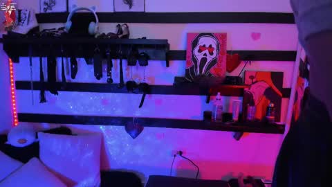 feel_the_touch online show from February 24, 2025, 9:31 pm