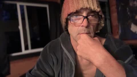 feelplaygroundflow online show from September 19, 2025, 2:57 am