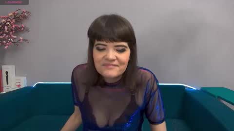 Laura online show from October 2, 2025, 5:25 am