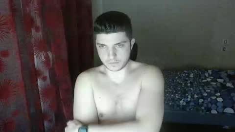 Snapshot of feet_cleaner chatting on December 12, 2024, 12:27 am Slut-Boy online show from December 12, 2024, 12:27 am