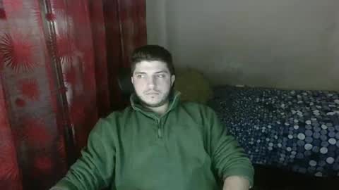 Snapshot of feet_cleaner chatting on January 8, 2025, 9:01 pm Slut-Boy online show from January 8, 2025, 9:01 pm