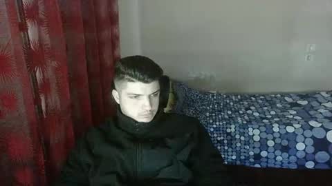 Snapshot of feet_cleaner chatting on January 18, 2025, 12:57 pm Slut-Boy online show from January 18, 2025, 12:57 pm