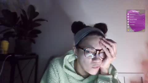 Snapshot of feetnymph chatting on January 13, 2025, 8:37 am Soley online show from January 13, 2025, 8:37 am