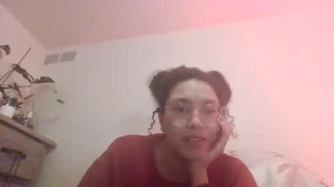 Snapshot of feetnymph chatting on January 23, 2025, 5:13 am Soley online show from January 23, 2025, 5:13 am