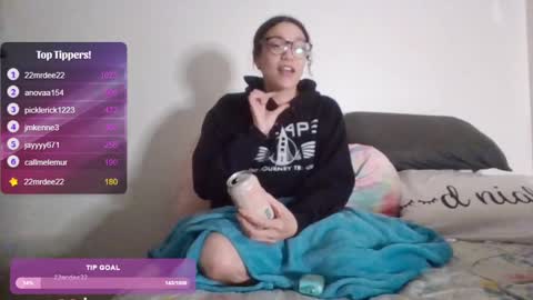 Snapshot of feetnymph chatting on February 18, 2025, 11:41 pm Soley online show from February 18, 2025, 11:41 pm