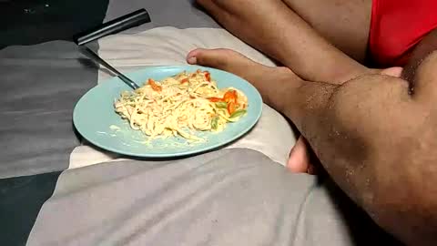 Snapshot of feetofmau chatting on October 27, 2025, 5:22 am feetofmau online show from October 27, 2025, 5:22 am