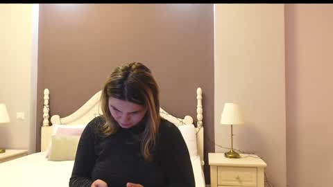 FeliciaKrige online show from January 6, 2025, 8:39 pm