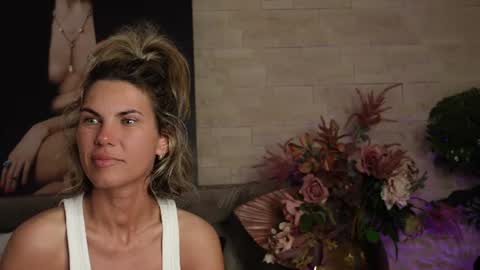 Snapshot of feliciakrige chatting on June 11, 2026, 2:53 am FeliciaKrige online show from June 11, 2026, 2:53 am