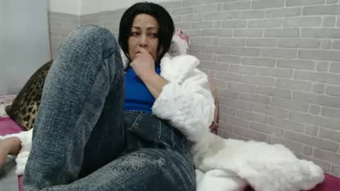 Felina Hot online show from June 21, 2026, 3:42 am