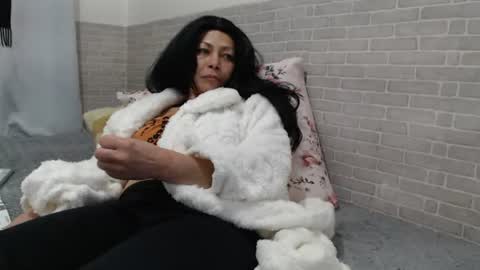 Felina Hot online show from June 24, 2026, 4:00 am