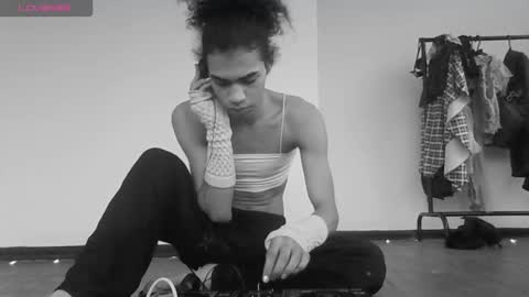 FELINE online show from October 20, 2025, 10:49 am