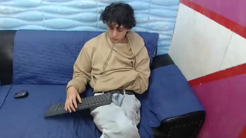 Felipe Browns online show from January 4, 2025, 1:10 pm