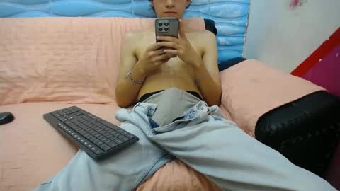 Felipe Browns online show from March 12, 2025, 2:12 pm
