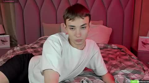 Felix online show from September 13, 2025, 4:23 am