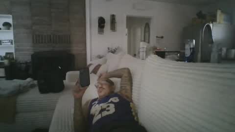 Snapshot of felixrlarios25 chatting on July 22, 2026, 7:16 pm felixrlarios25 online show from July 22, 2026, 7:16 pm